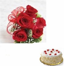 1/2 kg white forest eggless cake with 5 roses